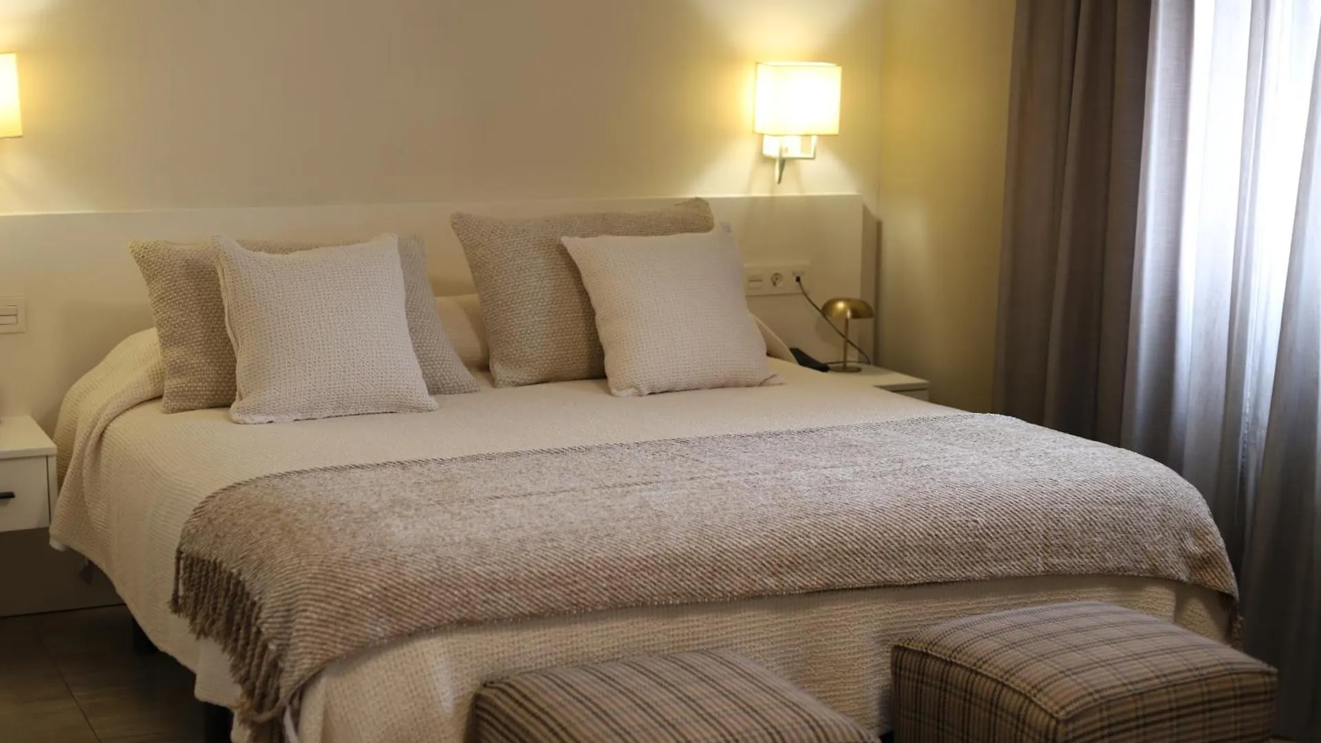 New Hotel Colon Mataro Spain