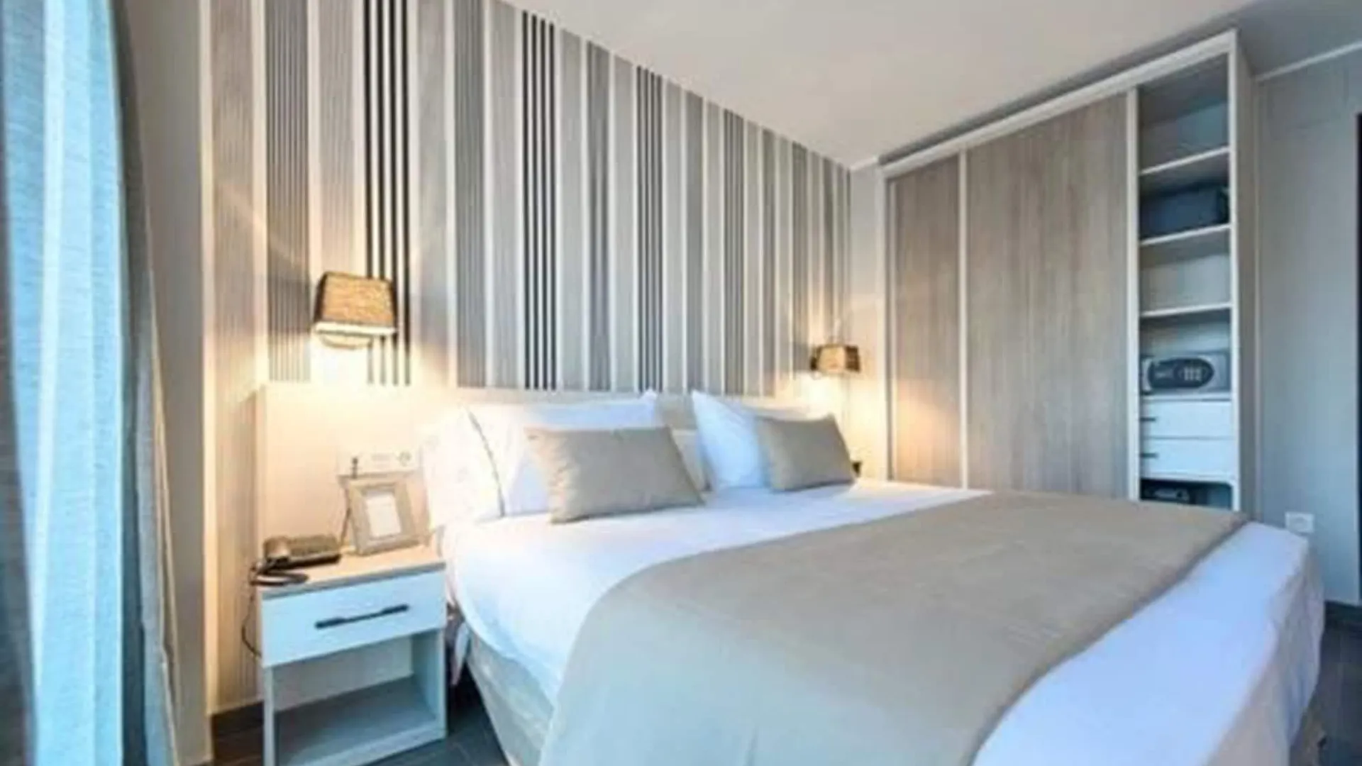 New Hotel Colon Mataro Spain